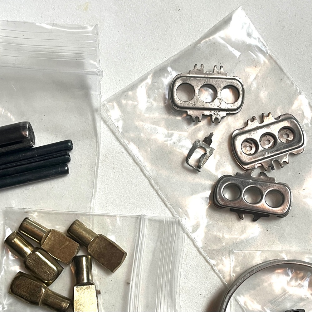Assorted Metal Hardware Set - Picture 7 of 11